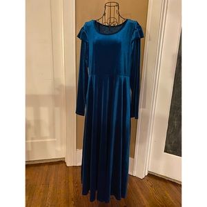 Velvet Mom Dress (Part of a Mommy & Me set)